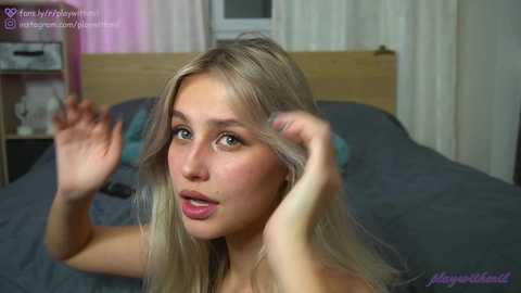 Media: playwithmil Chaturbate 2024-01-21 19:04:00