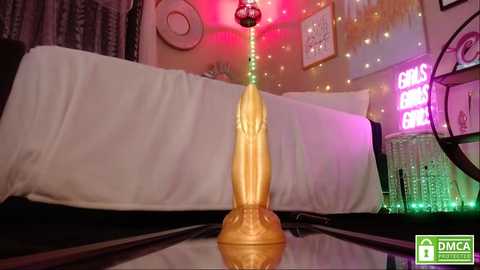 Media: milf_lacey Chaturbate 2024-01-22 03:28:00