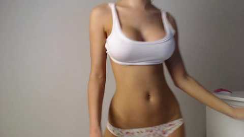 Media: trixie_taylor Chaturbate 2024-01-26 21:17:00