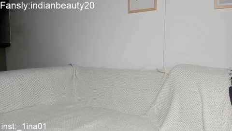 Media: indianbeauty20 Chaturbate 2024-01-27 09:28:00