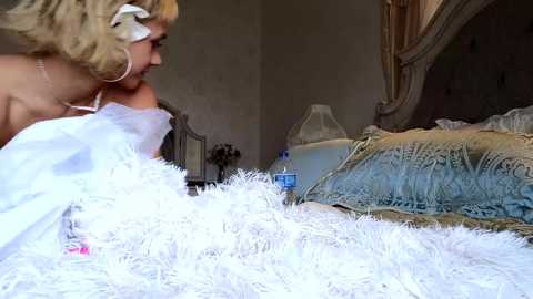 Media: littlegreekflower Chaturbate 2024-01-30 18:09:00