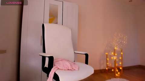 Media: roxy_blue_eyed_ Chaturbate 2024-01-30 13:10:00