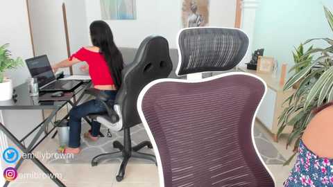 Media: emillybrowm Chaturbate 2024-01-31 13:30:00