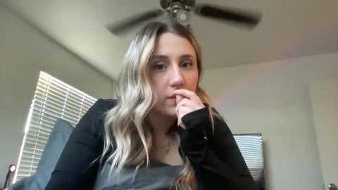 hotandhornyhannah @ chaturbate on 20240131