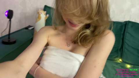 Media: elli_harmon Chaturbate 2024-02-01 18:36:00