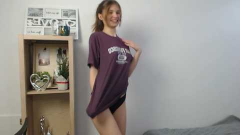 vivien_slender @ chaturbate on 20240201