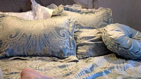 Media: littlegreekflower Chaturbate 2024-02-03 14:08:00