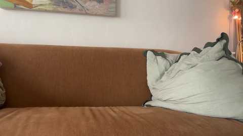 Media: pretendlunch Chaturbate 2024-02-03 23:00:00