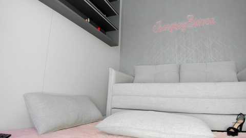 Media: jeangreybianca Chaturbate 2024-02-04 14:18:00