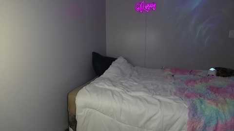 Media: sunshinedarling1 Chaturbate 2024-02-04 05:32:00