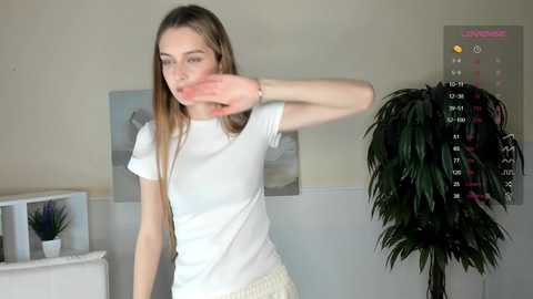 Media: darelleeverist Chaturbate 2024-02-07 16:40:00