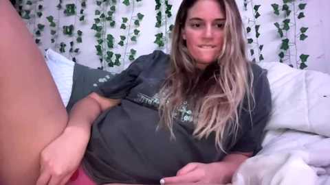 bananascoconutz @ chaturbate on 20240211