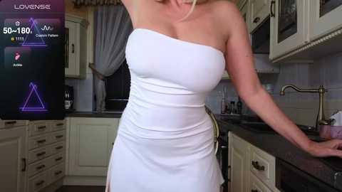 Media: tunderose Chaturbate 2024-02-11 08:30:00