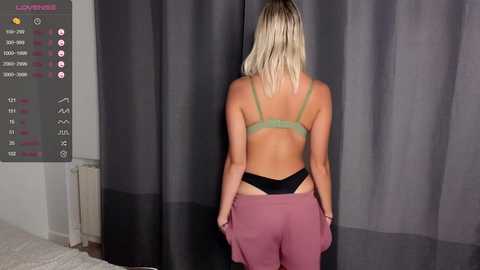 Media: beverly_hillls Chaturbate 2024-02-12 11:12:00