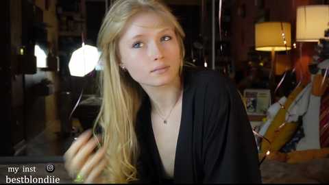 Media: bestblondiiecb Chaturbate 2024-02-13 19:49:00