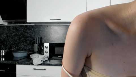 Media: julianacrosier Chaturbate 2024-02-13 21:51:00