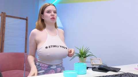 Media: lovlybambi Chaturbate 2024-02-14 17:11:00