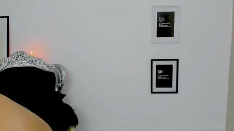 Media: moniqueeass Chaturbate 2024-02-16 18:13:00