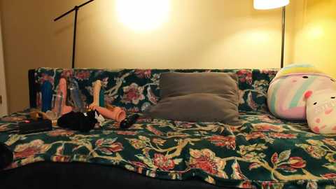 Media: khloeexoxo Chaturbate 2024-02-17 05:22:00