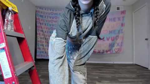 Media: hexivu Chaturbate 2024-02-18 03:41:00