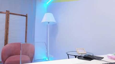 Media: lovlybambi Chaturbate 2024-02-19 14:16:00