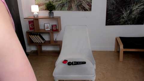 Media: a_whole_eternity Chaturbate 2024-02-20 17:47:00