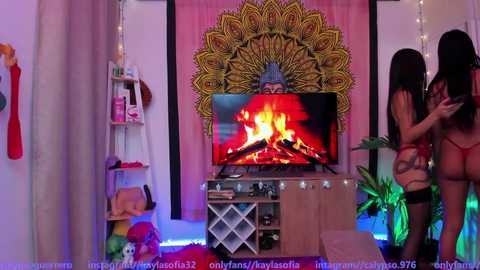 Media: calypso_and_ge1 Chaturbate 2024-02-22 19:03:00