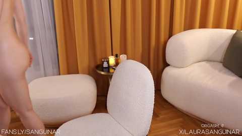 Media: laura_sanguinar Chaturbate 2024-02-23 19:08:00