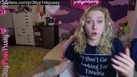 Media: pr3ttyp1nkpussy Chaturbate 2024-02-23 00:51:00