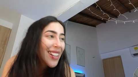 Media: _gummies15 Chaturbate 2024-02-24 04:01:00