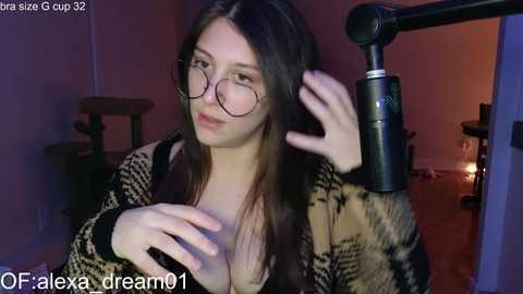 Media: alexa_dream Chaturbate 2024-02-24 01:42:00