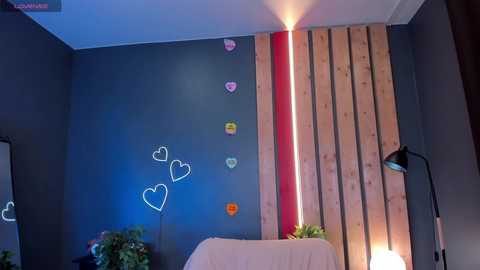 Media: blue_eye_twinkle Chaturbate 2024-02-24 10:50:00