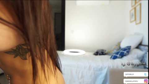 Media: diffgirls Chaturbate 2024-02-25 10:24:00