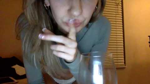 taytaywest @ chaturbate on 20240225