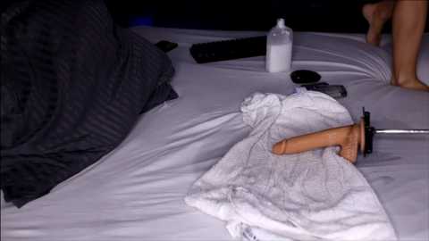 Media: dee_waters Chaturbate 2024-02-26 08:20:00