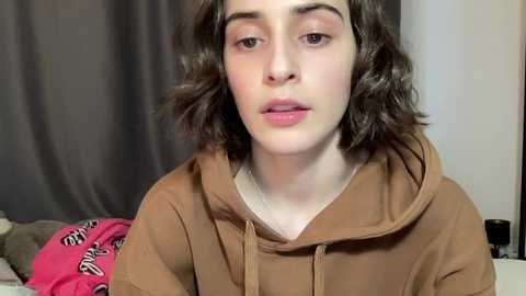 Media: wonderland_stia Chaturbate 2024-02-27 14:40:00