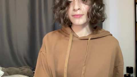Media: wonderland_stia Chaturbate 2024-02-27 15:00:00