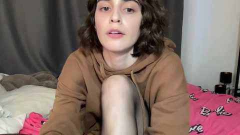 Media: wonderland_stia Chaturbate 2024-02-27 15:12:00