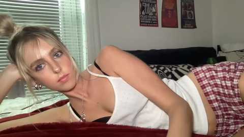 cutelondonp @ chaturbate on 20240304