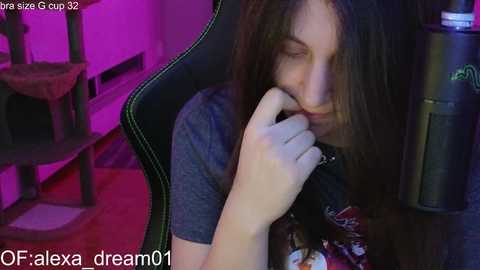 Media: alexa_dream Chaturbate 2024-03-05 02:45:00