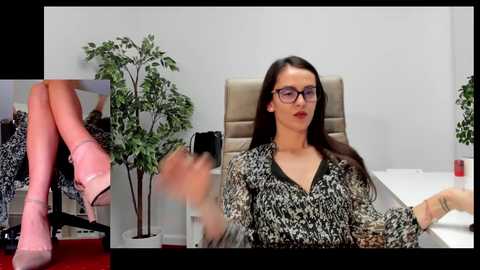 Media: legswattitude Chaturbate 2024-03-06 15:23:00