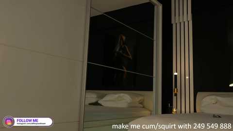 Media: dovia Chaturbate 2024-03-11 16:09:00