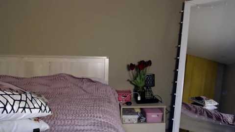 Media: hugetittiesgerda Chaturbate 2024-03-11 03:06:00