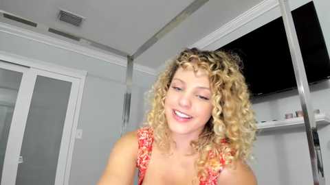 Media: theislandgirl Chaturbate 2024-03-11 00:39:00