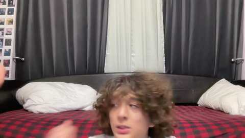 Media: evanbrown333 Chaturbate 2024-03-13 06:40:00