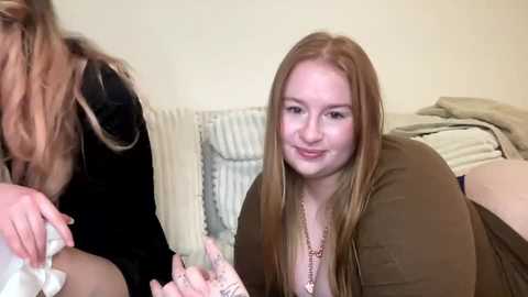 gingercaroline @ chaturbate on 20240313