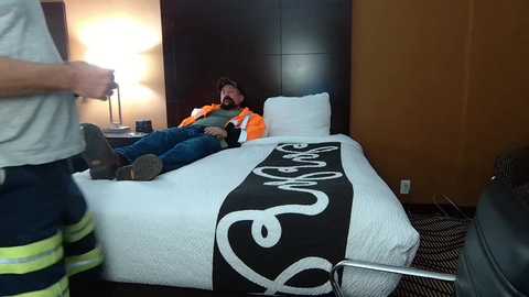 Media: hardworkertn Chaturbate 2024-03-13 01:06:00