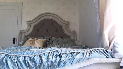 Media: littlegreekflower Chaturbate 2024-03-16 15:36:00
