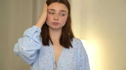 Media: floret_joy Chaturbate 2024-03-18 16:00:00