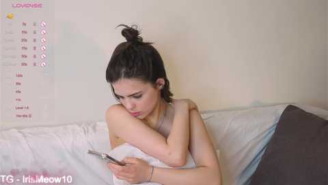 Media: emiliacourtney Chaturbate 2024-03-20 02:50:00